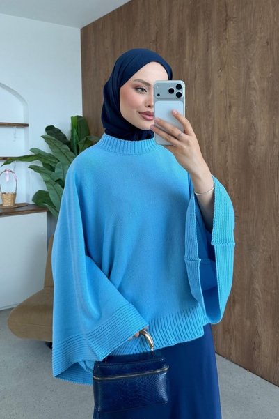 Hazamoda Golden Wide Sleeve Sweater Blue