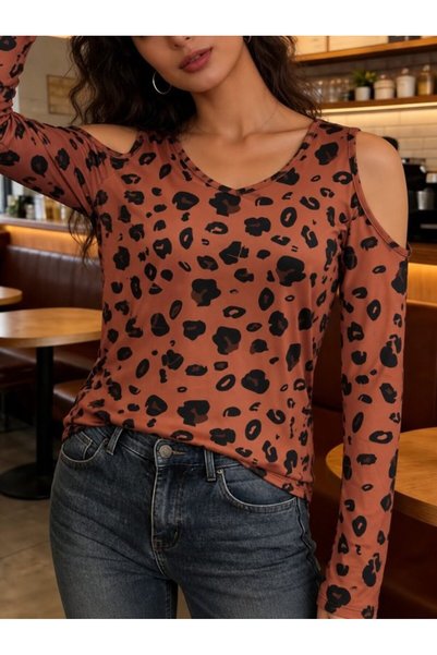 Modayakamoz Off-Shoulder Modern Style - Women's Long Sleeve V-Neck Patterned Single Jersey Blouse