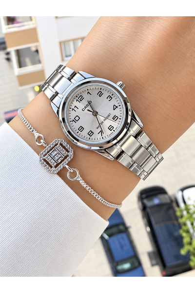Casio İçi Rakamlı Gümüş Renk Kadın Kol Saati