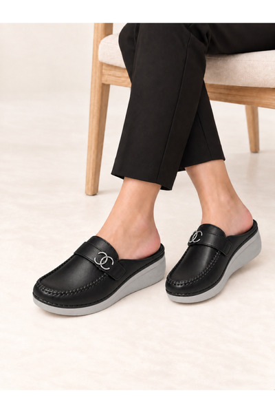 Trendline Women's Comfortable Closed-Toe Slippers