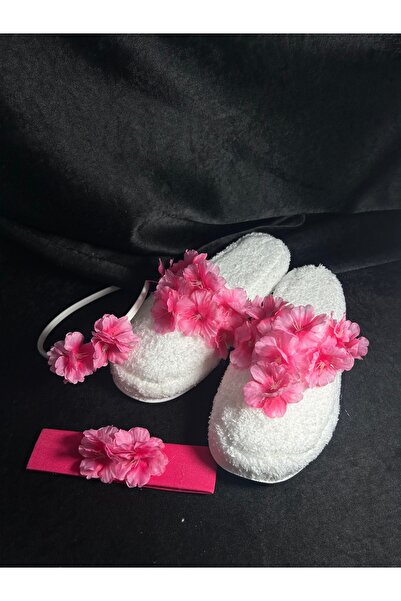 Bridal Luxe Pembe çiçekli beyaz terlikli lohusa terliği tacı ve bebek tacı lo...
