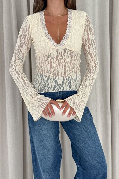 vireza Women's White V-Neck Lace Long Sleeve Blouse