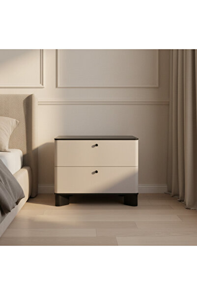 Roots Furniture طاولة جانبية للسرير من سليت هافن