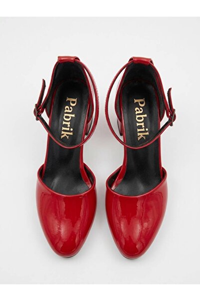 Pabrik Red Patent Leather Girls' Heeled Shoes