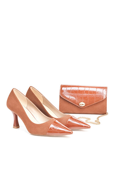 DUDYEN SHOES Women's Tan Suede Stiletto Croc Patterned Patent Leather Toe Sho...