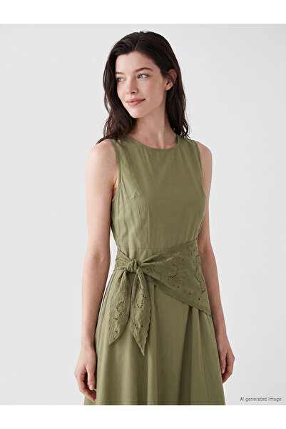 LC Waikiki Lcw Comfort Green Plain Dress with Nevavm Difference