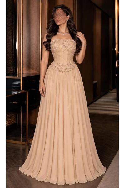 Olivia Style فستان سهرة نسائي بيج بتصميم كورسيه بدون أكمام وتطريز علوي مع تنو...