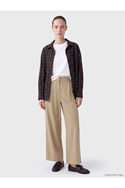 LC Waikiki Nevavm Lcw Comfort Beige Wide Leg Pleated Women's Fabric Trousers ...