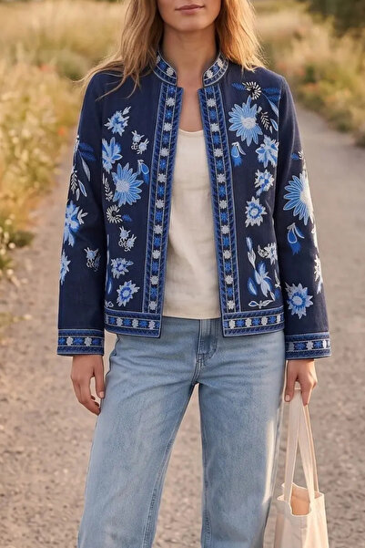 QUREKLİ Kadın Lacivert Çiçek Nakışlı Bohem Denim Regular Fit Ceket