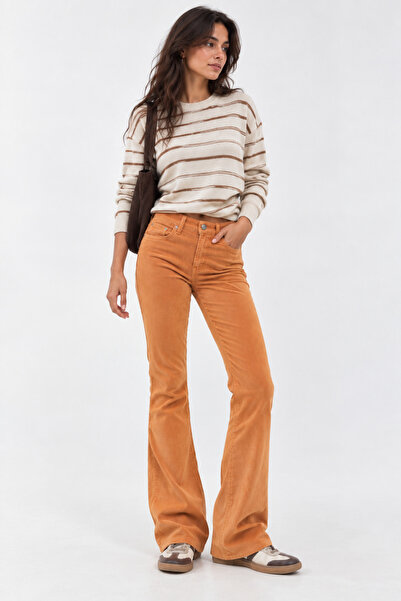 soBasic Spanish Style Low Waist Flare Corduroy Trousers