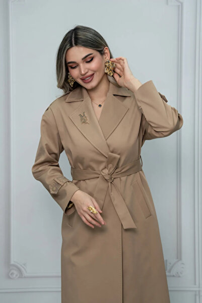 Eccim Fashion Şık Yırtmaçlı Kol Detaylı Broşlu Uzun Kadın Trençkot