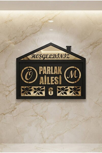 Kişiye Özel Çiçek Desenli Kapı İsimliği 20x25 cm Siyah Mdf&Altın Pleksi