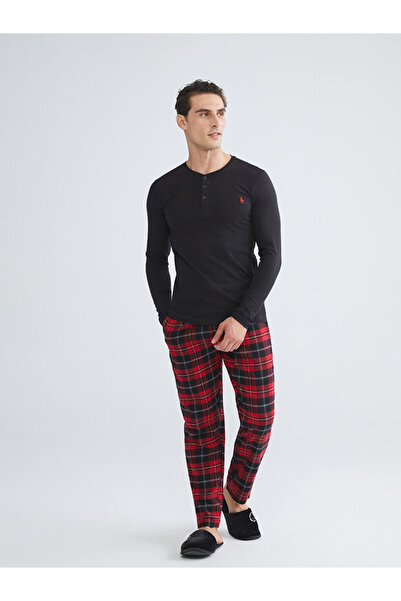 LC Waikiki Pajama Set for Men with Check Pattern and Regular Fit
