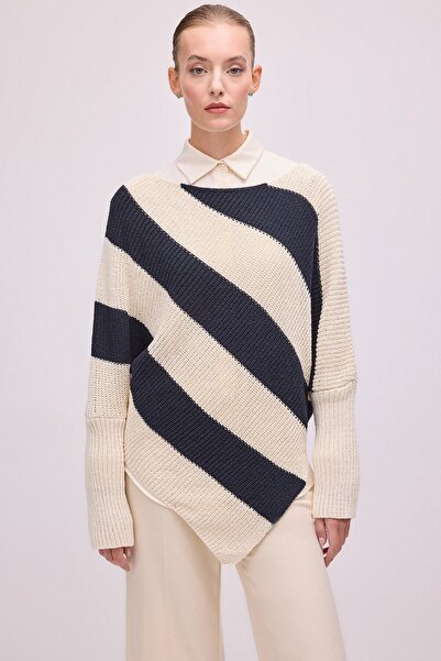Touché Privé Asymmetric Striped Oversize Knit Sweater