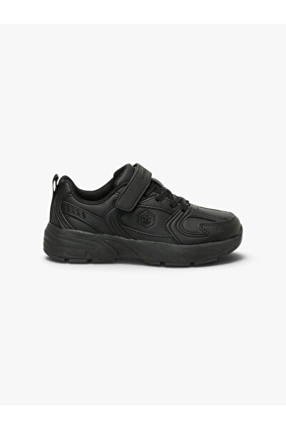 lumberjack 5W Pol Pu Jr 5Pr Boys' Black Sports Shoes - 102021756