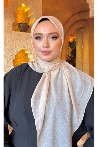 Aya Eşarp