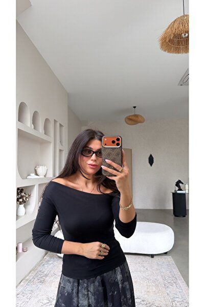 Buket Teke Black Imported Modal Fabric Off-Shoulder Blouse