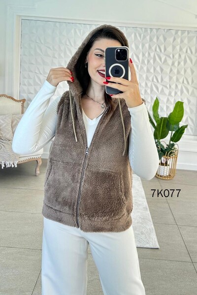 İnce Topuk Hooded Plush Vest 7K077