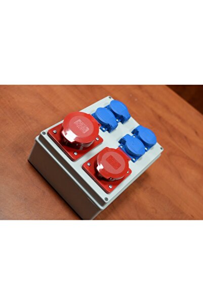 F-ELEKTRO Tablou de distribuție R-240 - prize 16A 5P, 32A 5P, 4x230V IP44