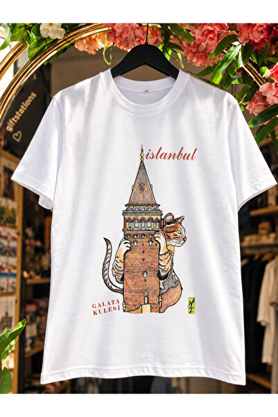 Galat kulesi ve kedi çizimli İstanbul temalı baskılı tasarım tişört