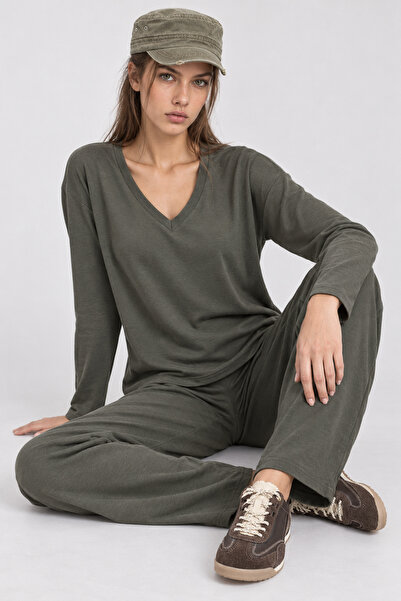 Lovelyİstanbul Comfortable Flexible V-Neck Modal Suit Lrn0076 Khaki