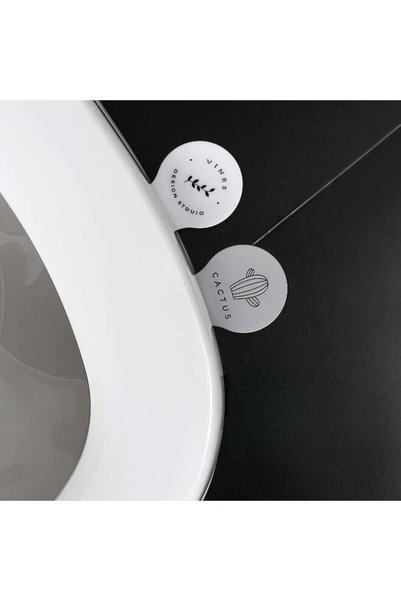 Generic Non dirty hand handle, side silicone handle flip up artifact, toilet ...