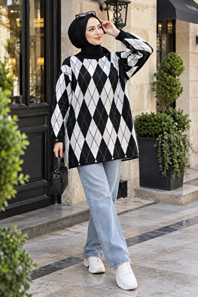 Esra Butik78 ✨ Baklava Desenli Triko Tunik – Şık ve Modern Günlük Stil