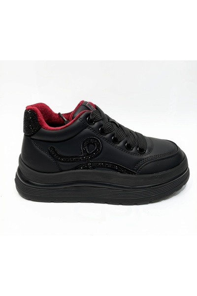 Guja 26K420 Comfortable Winter Sneaker with Stone Details