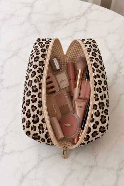 BagsMadame Leopard Patterned Makeup Bag 17X14 cm Medium Size