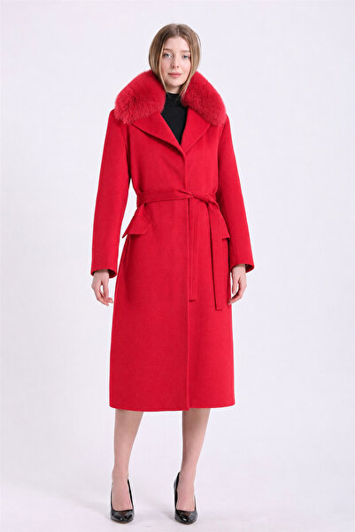 Leather Club Cashmere Coat with Pomegranate Flower and Fox Accessories