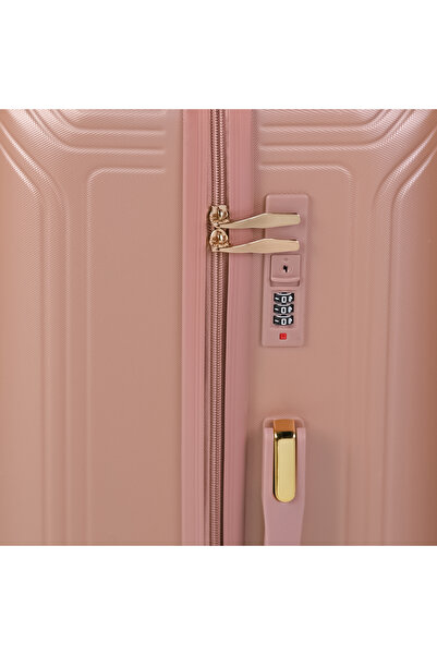 HighEnd طقم دبش عرائس فخم ومتكامل - 4 قطع احلى طقم دبش عرائس مكون من 4 قطع بتصميم فخم وعصري. حقائب متينة بعجلات مزدوجة، قفل أمان، ومساحة واسعة لتنظيم جهاز العروسة بكل سهولة. اطلبيها اليوم لتميز رحلة زفافك!