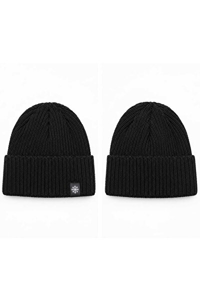 OEM Unisex Black Warm Knitted Hat with Cuff and Decorative Label