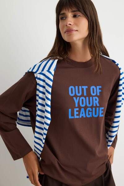 Trendyol Collection Dark Brown Slogan Printed 100% Cotton Oversize/Wide Cuttw...