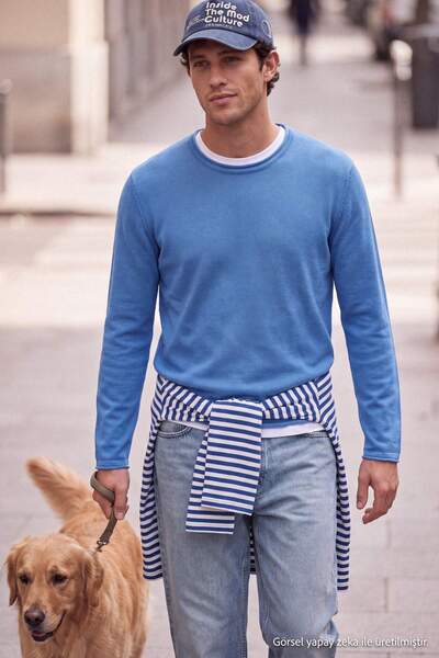 Trendyol Kollektion Blauer, normal geschnittener, schmaler Strickpullover mit...