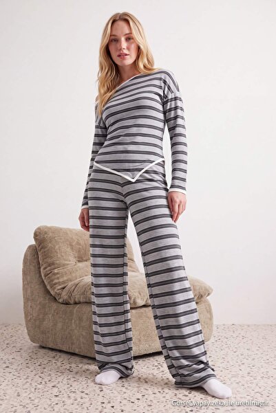 Trendyol Collection Gray Double Layer Asymmetric Front Detailed Knitted Pajam...