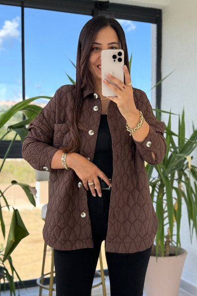Swana Women's Buttoned Quilted Jacket - Brown
