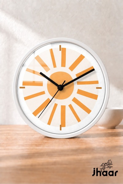 JHAAR Turuncu Güneş Işınları Modern Duvar Saati - Orta Boyut 25 cm - Beyaz Ka...