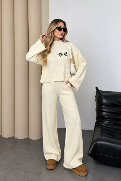 H&E LUXURY DESIGN Women's Soft Textured Embroidery Detailed Sports Two-Piece Set
