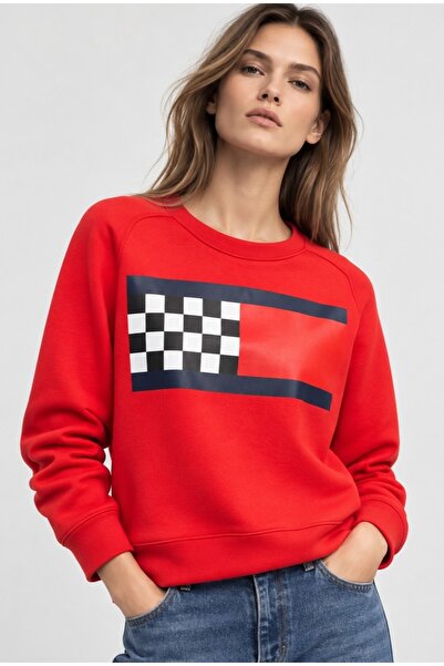 Tommy Hilfiger سويت شيرت مريح بشعار العلامة التجارية