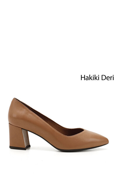 GÖNDERİ(R) Kadın Açık Taba Sivri Burun Orta Kalın Topuklu Hakiki Deri Ayakkabı