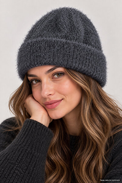 ZERAMİNE Women's Plush Beret Soft Warm Casual Hat for Winter