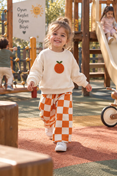 AduraKids Bisiklet Yaka Portakal Nakışlı Sweatshirt Ekose Baskılı Pantolon Takım