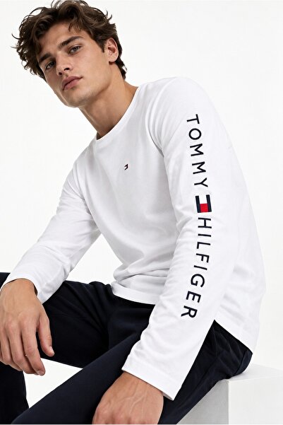 Tommy Hilfiger تي شيرت نحيف بأكمام طويلة وشعار مطرز