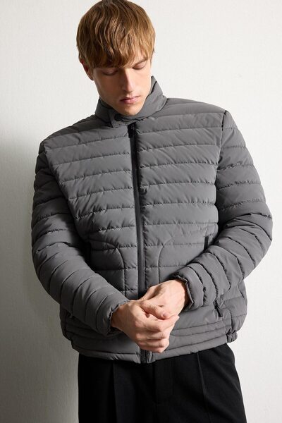 DeFacto Windproof Slim Fit Slim Fit Stand Collar Lined Winter Coat with Zippe...