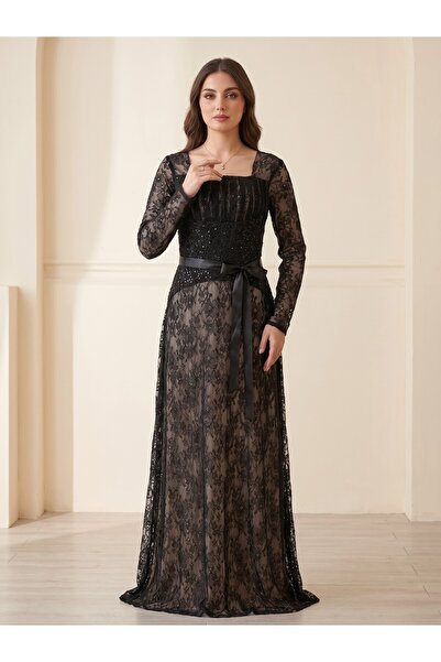 DVNA High End Black Lace Maxi Evening Dress with Beige Lining