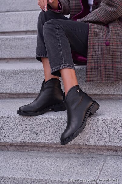 Capone Outfitters Laurena Round Toe Women's Boots with Back Zipper