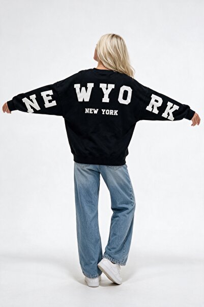 The Champ Clothing Women's Oversize Sweatshirt Wyo Ny Printed Black – Crew Ne...