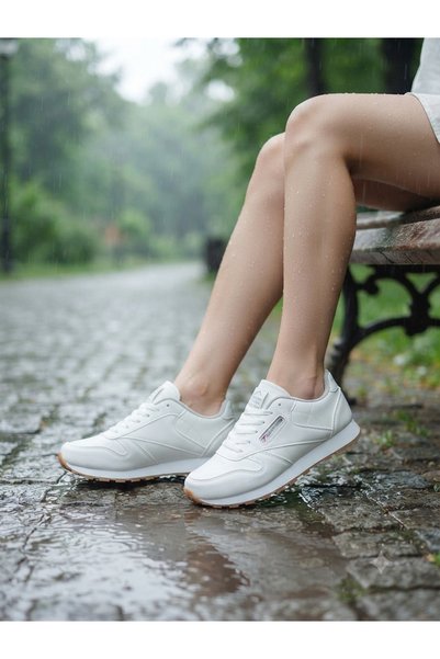 Master Mind Women's Sneakers Lightweight Flexible Sturdy Non-Slip Sole Walking Shoes