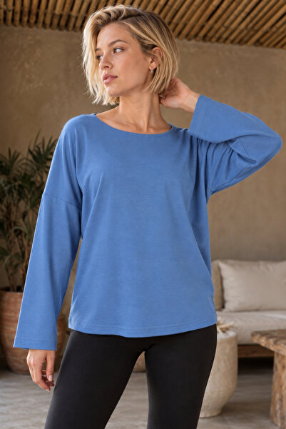 armonika Women's Blue Crew Neck Oversize Long Sleeve Basic T-Shirt Arm-27K001017
