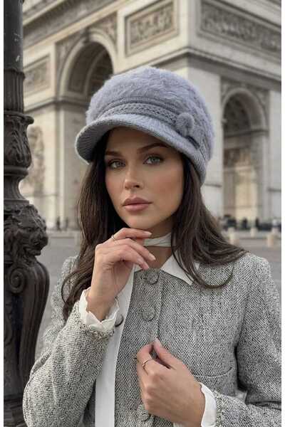 LAGRANZE Striped Knitted Women's Beanie/Hat with Visor